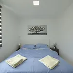 Kuca Za Odmor Marinella Vila *
