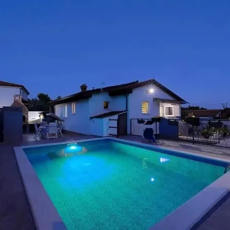 Kuća Za Odmor Marinella *