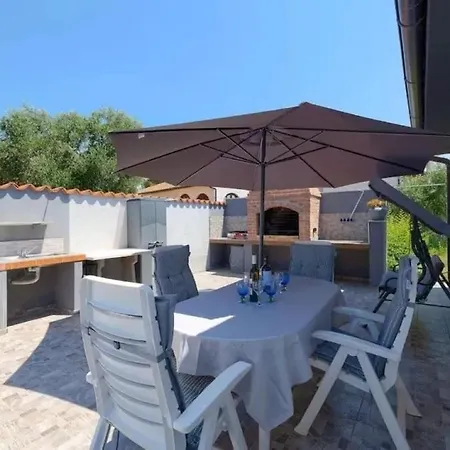 Vila Kuca Za Odmor Marinella Medulin